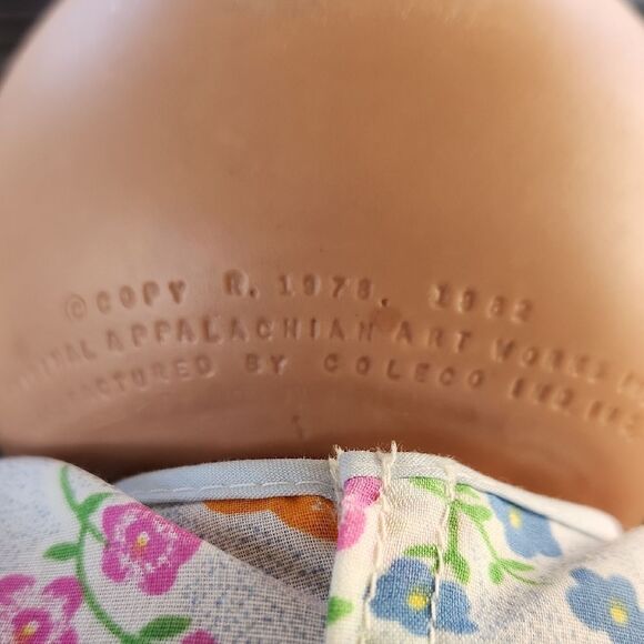 Vintage collectable Cabbage Patch Kids Doll in Floral Dress - Picture 3 of 6